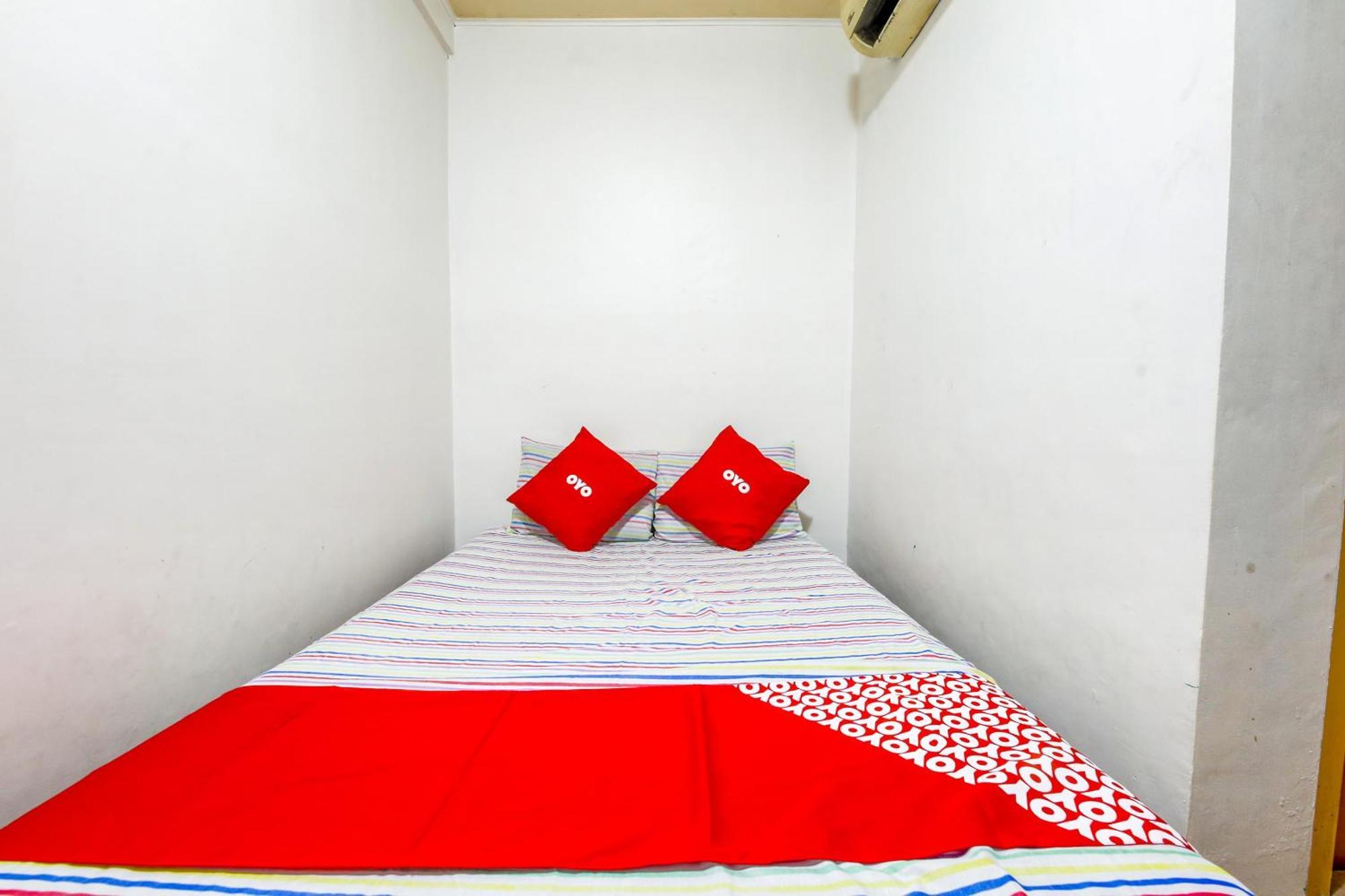 Busline Apartelle Quezon City Esterno foto
