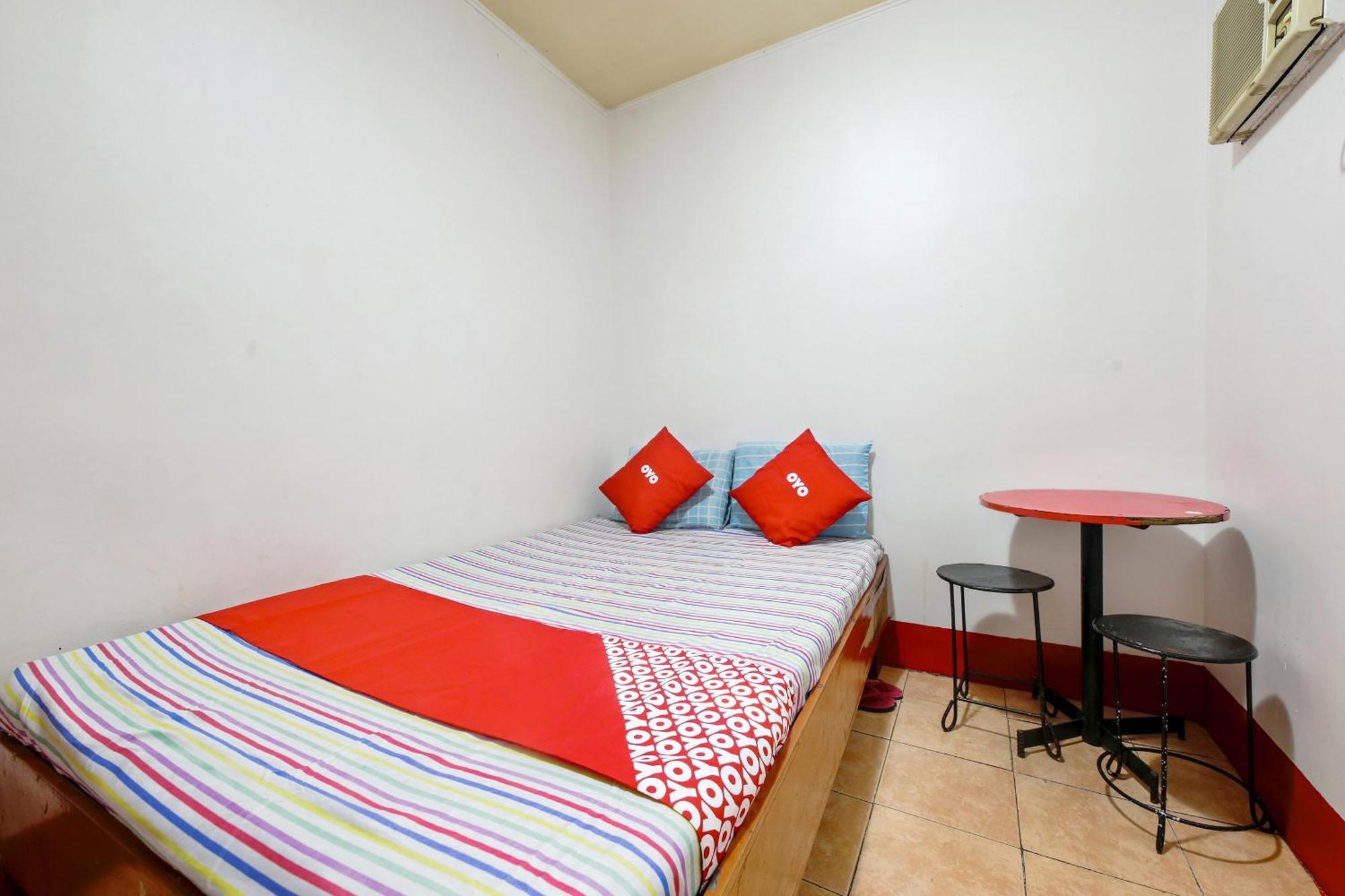 Busline Apartelle Quezon City Esterno foto