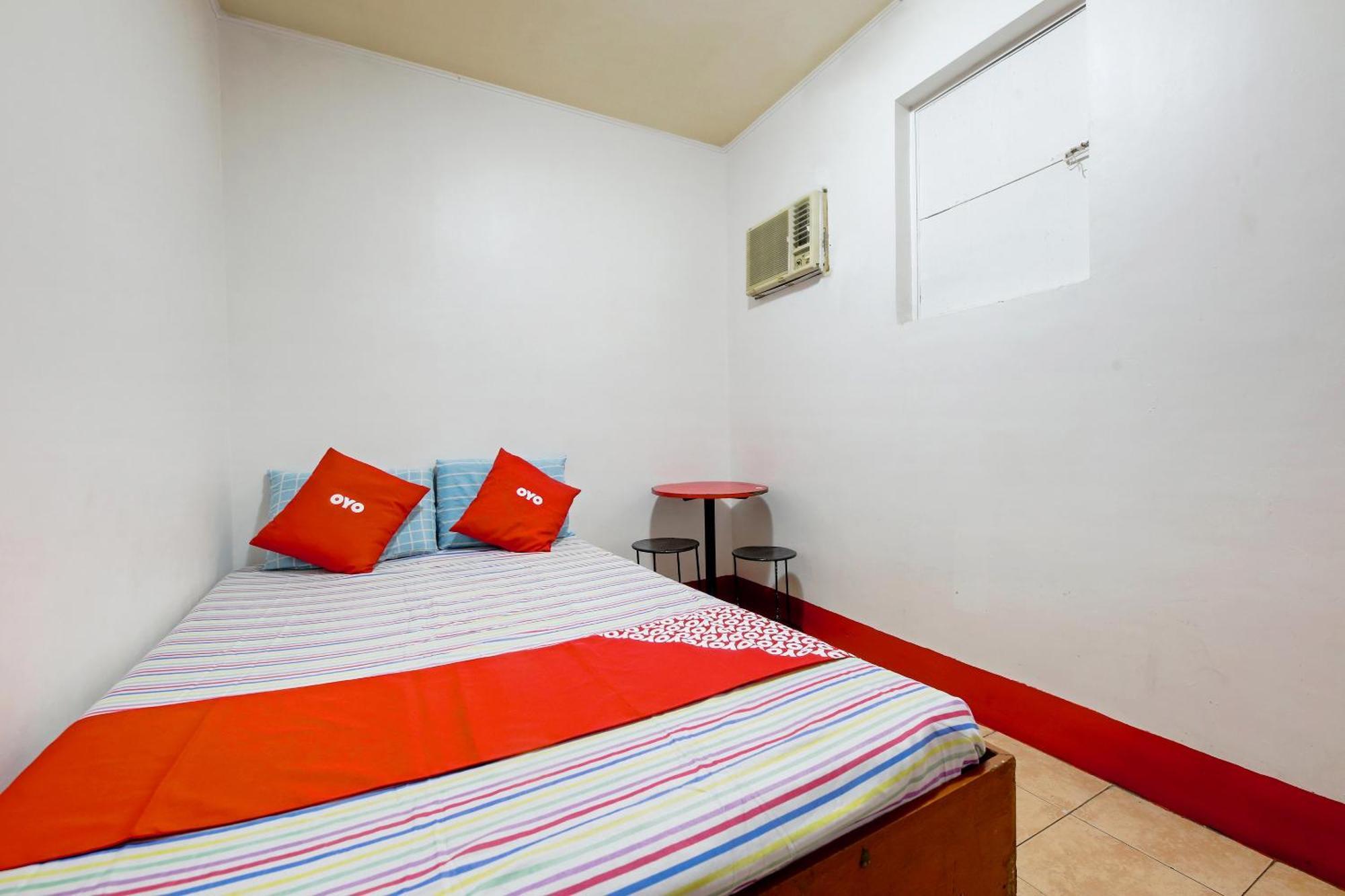 Busline Apartelle Quezon City Esterno foto